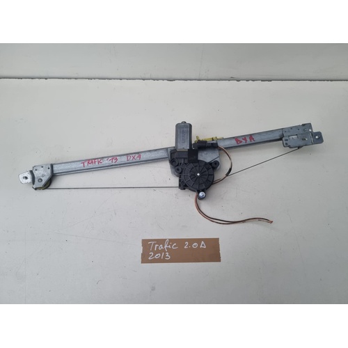 Meccanismo alzavetro Ant. DX RENAULT Trafic Furgone 2° Serie del 2007