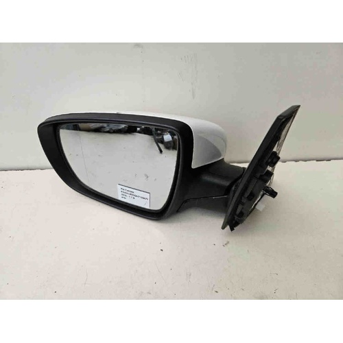 Specchietto Retrovisore Sinistro KIA Carens Serie (13>18) del 2013 - 2018