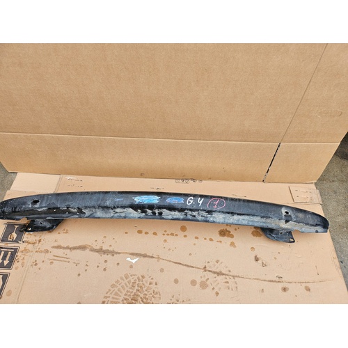 Rinforzo Paraurti anteriore VOLKSWAGEN Golf 4 Berlina (97>03) del 1997 - 2003