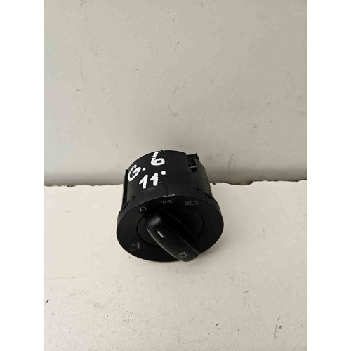 Interruttore comando luci VOLKSWAGEN Golf 6 Berlina (08>12) del 2008 - 2012