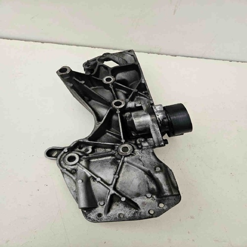 Supporto alternatore DACIA Sandero 1° Serie del 2008 - 2012