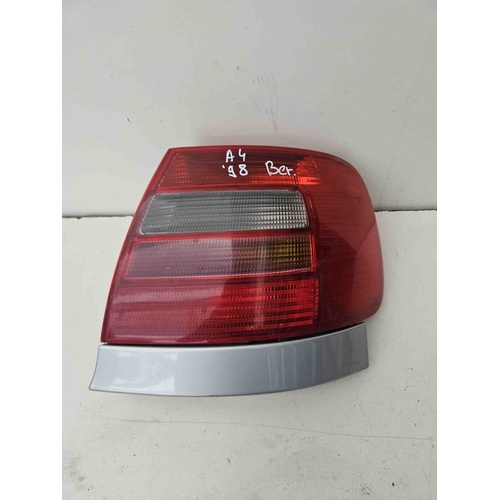 Stop fanale posteriore Destro Passeggero AUDI A4 Avant (8D) (97>00) del 1997 - 2000