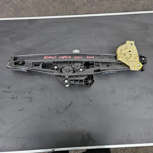 Meccanismo alzavetro Ant. DX RENAULT Captur Serie (19>) del 2019