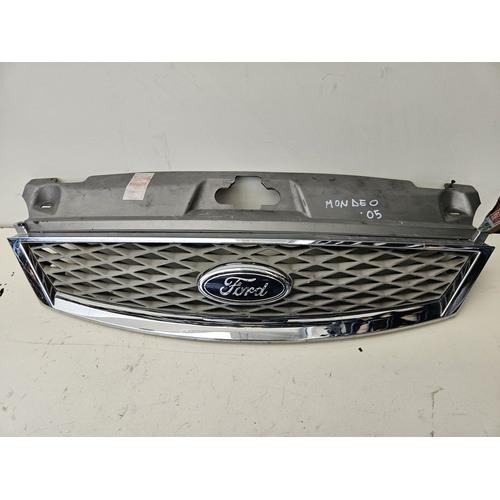 Mascherina anteriore FORD Mondeo S. Wagon 5° Serie del 2005 - 2007