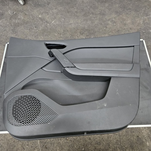 Pannello interno portiera ant DX RENAULT Captur Serie (19>) del 2019