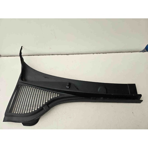 Modanatura gocciolatoio DX SKODA Octavia S.Wagon 5° Serie (5E5) (16>20) del 2016 - 2020