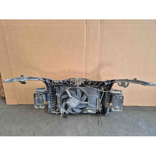 Rivestimento kit radiatore FORD Fiesta 4° Serie del 2002 - 2005