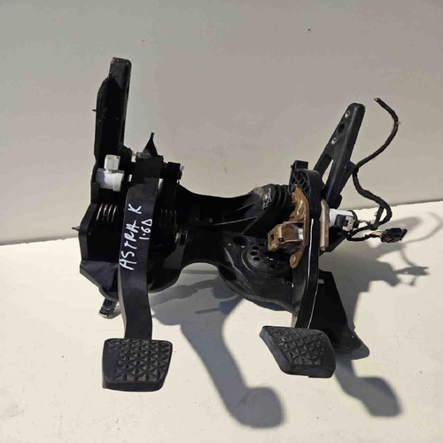 Pedale frizione OPEL Astra K Sports Tourer (15>22) del 2015 - 2022