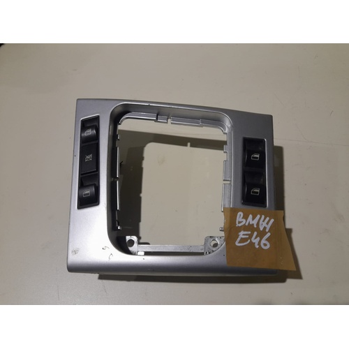 Cornice leva cambio BMW Serie 3 E46 Berlina del 1998 - 2001