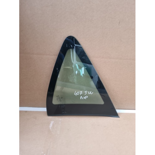 Vetro fisso posteriore DX PEUGEOT 407 S. Wagon del 2004