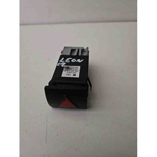 Pulsante Quattro 4 frecce SEAT Leon 1° Serie del 1999 - 2005
