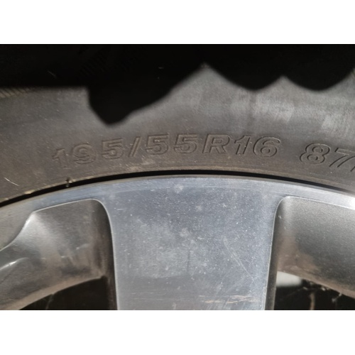 Coppia Ruote Complete Anteriori e Posteriori HYUNDAI i20 1° Serie del 2008 - 2014