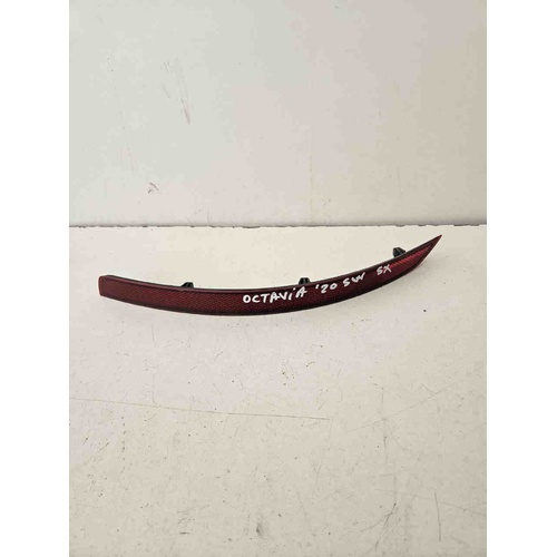 Catarifrangente paraurti post sx SKODA Octavia S.Wagon 5° Serie (5E5) (16>20) del 2016 - 2020