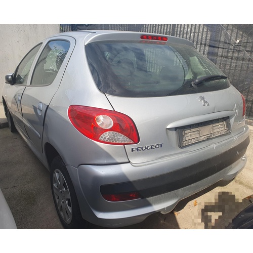 Ricambi usati Peugeot 206 + 1.1 B del 2001