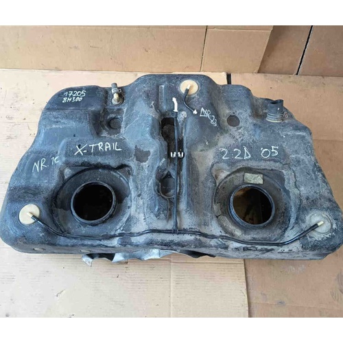 Serbatoio carburante Nissan X-Trail 2.2 D del 2005
