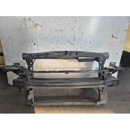 Rivestimento anteriore SKODA Octavia S. Wagon 3° Serie del 2004 - 2008