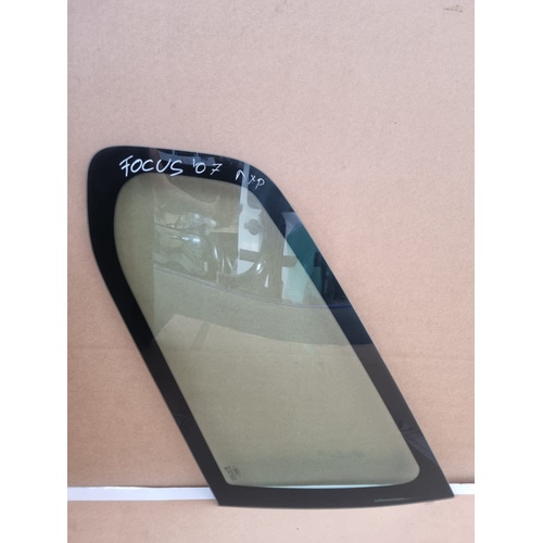 Vetro fisso posteriore DX FORD Focus Berlina 3° Serie del 2004 - 2008