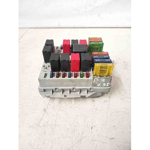 Scatola porta fusibili FIAT Punto Berlina 5P 3° Serie del 2003