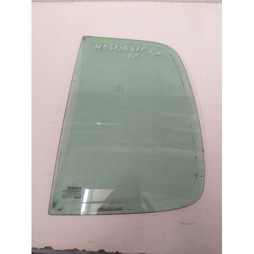 Vetro fisso posteriore sinistro Renault Megane SW del 2001