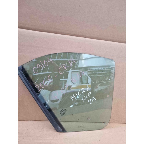 Vetro scendente Posteriore Sinistro NISSAN Micra Cabrio del 2005 - 2010