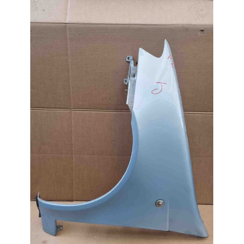 Parafango Anteriore Sinistro FIAT Punto Berlina 5P 2° Serie del 1999 - 2003
