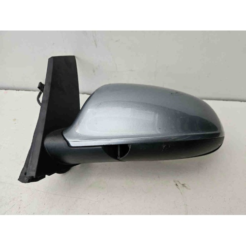 Specchietto Retrovisore Sinistro OPEL Astra J 2° Serie del 2011