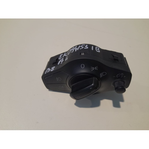 Interruttore comando luci AUDI A4 Avant (B8) (11>15) del 2011 - 2015