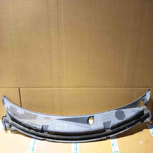 Griglia Gocciolatoio ant. NISSAN Micra 4° Serie del 2003 - 2005