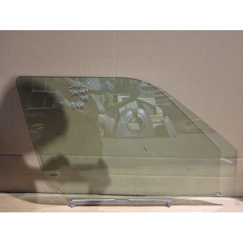 Vetro scendente anteriore destro SUZUKI Swift 4° Serie del 2004 - 2010