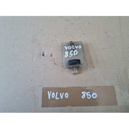 Plafoniera VOLVO 850 S. Wagon del 1992 - 2001