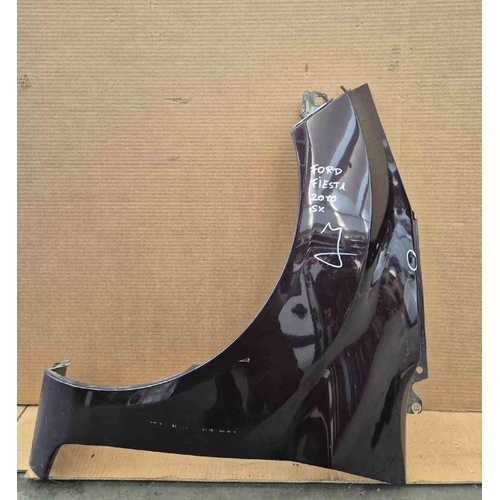 Parafango Anteriore Sinistro FORD Fiesta 6° Serie del 2008 - 2017