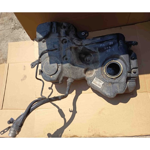 Serbatoio carburante AUDI A4 Avant (B8) del 2011 - 2015