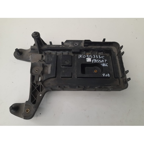 Alloggio Batteria VOLKSWAGEN Passat Variant 4° Serie del 2005 - 2010