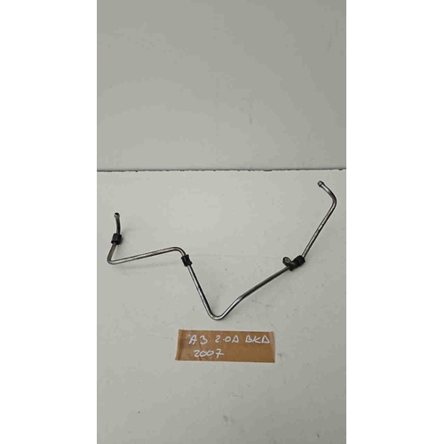 Tubo passaggio olio turbina AUDI A3 Serie (8P1) (05>08) del 2005 - 2008