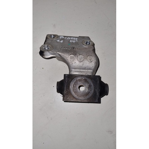 Supporto motore Citroen Xsara Picasso del 2005 1.6 Benzina