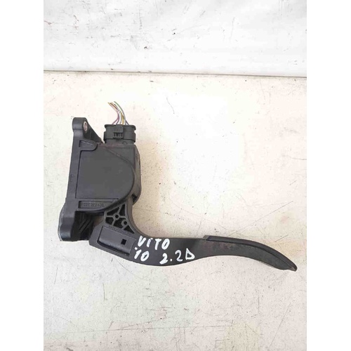 Pedale acceleratore MERCEDES Vito W639 2° Serie del 2003 - 2014