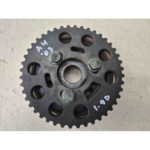 Puleggia albero a camme AUDI A4 Avant (8E) (00>04) del 2000 - 2004