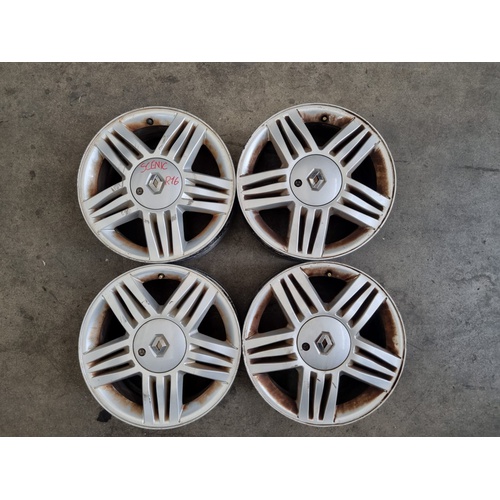Cerchi in lega RENAULT Scenic 3° Serie del 2003 - 2006
