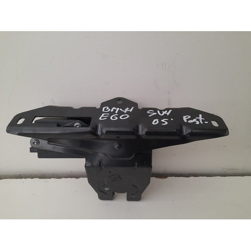 Serratura Cofano Posteriore BMW Serie 5 E60 del 2003 - 2010