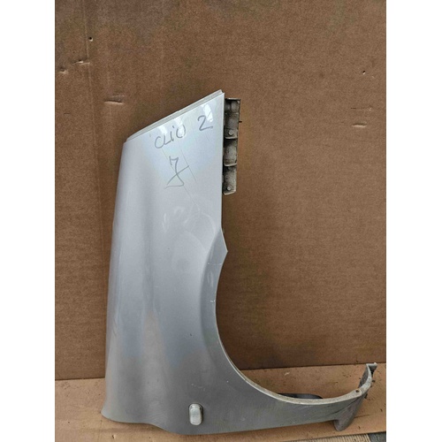 Parafango Anteriore Destro RENAULT Clio Serie (01>05) del 2001 - 2005