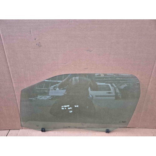Vetro scendente anteriore sinistro CITROEN DS3 Serie (09>) del 2009