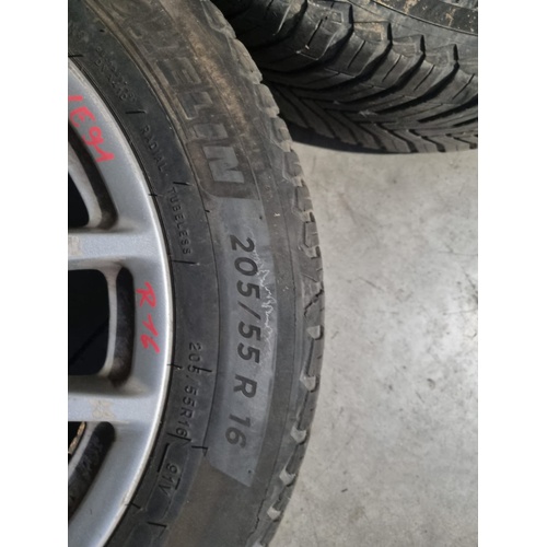 Coppia Ruote Complete Anteriori e Posteriori BMW Serie 3 E90 Berlina 2° Serie del 2008