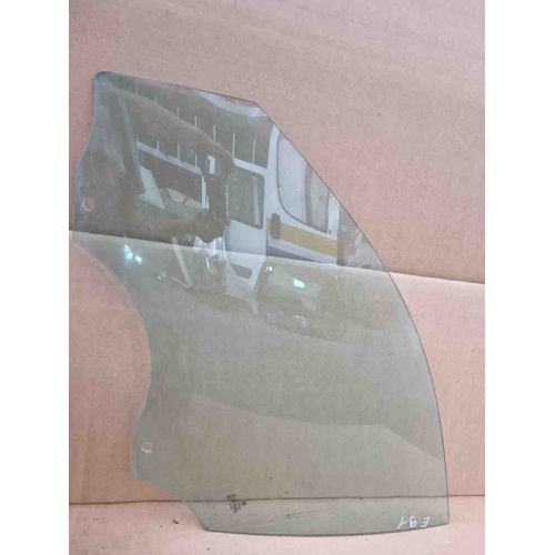 Vetro scendente anteriore sinistro BMW Serie 3 E90 Berlina del 2005 - 2008