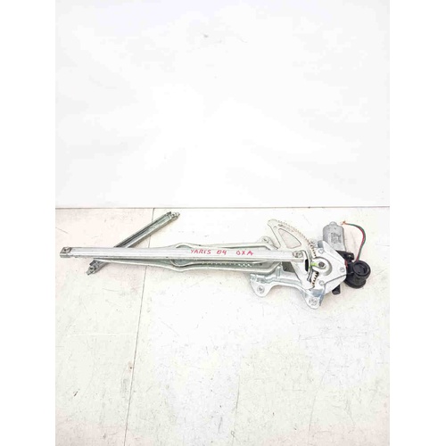 Meccanismo alzavetro Ant. DX TOYOTA Yaris Serie (03>05) del 2003 - 2005