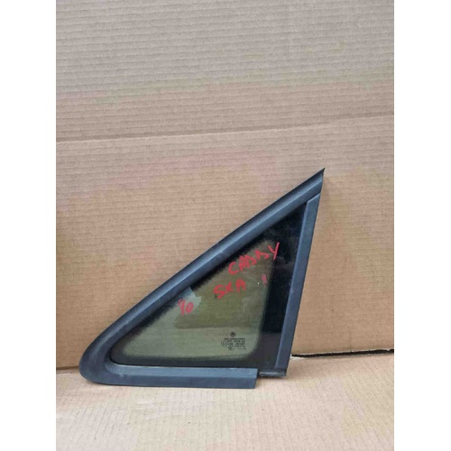 Vetro Fisso Lato Sinistro VOLKSWAGEN Caddy 3° Serie del 2004 - 2010