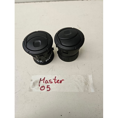 Bocchette aria cruscotto DX e SX RENAULT Master 3° Serie del 2003 - 2010