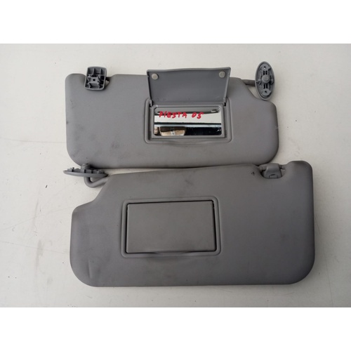 Coppia parasole Dx e SX FORD Fiesta 4° Serie del 2002 - 2005