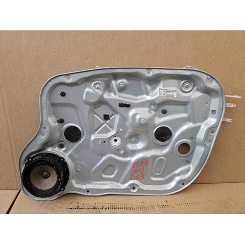 Meccanismo alzavetro Ant. DX KIA Cee'd 1° Serie del 2006 - 2012