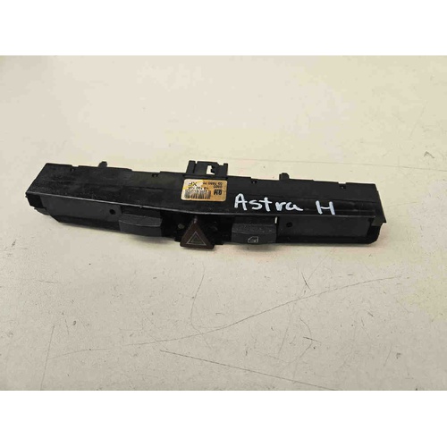 Pulsante Quattro 4 frecce OPEL Astra H Berlina del 2004 - 2007