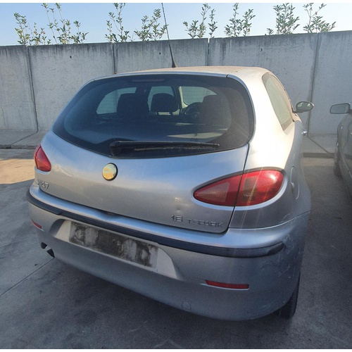 Ricambi usati Alfa Romeo 147 1.6 B del 2006